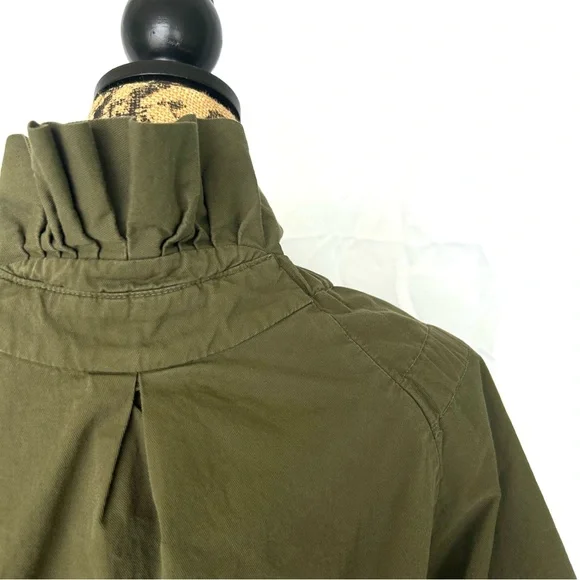 Dries Van Noten
Puff Sleeve Green “Voly' tie front jacket medium - Picture 14 of 15